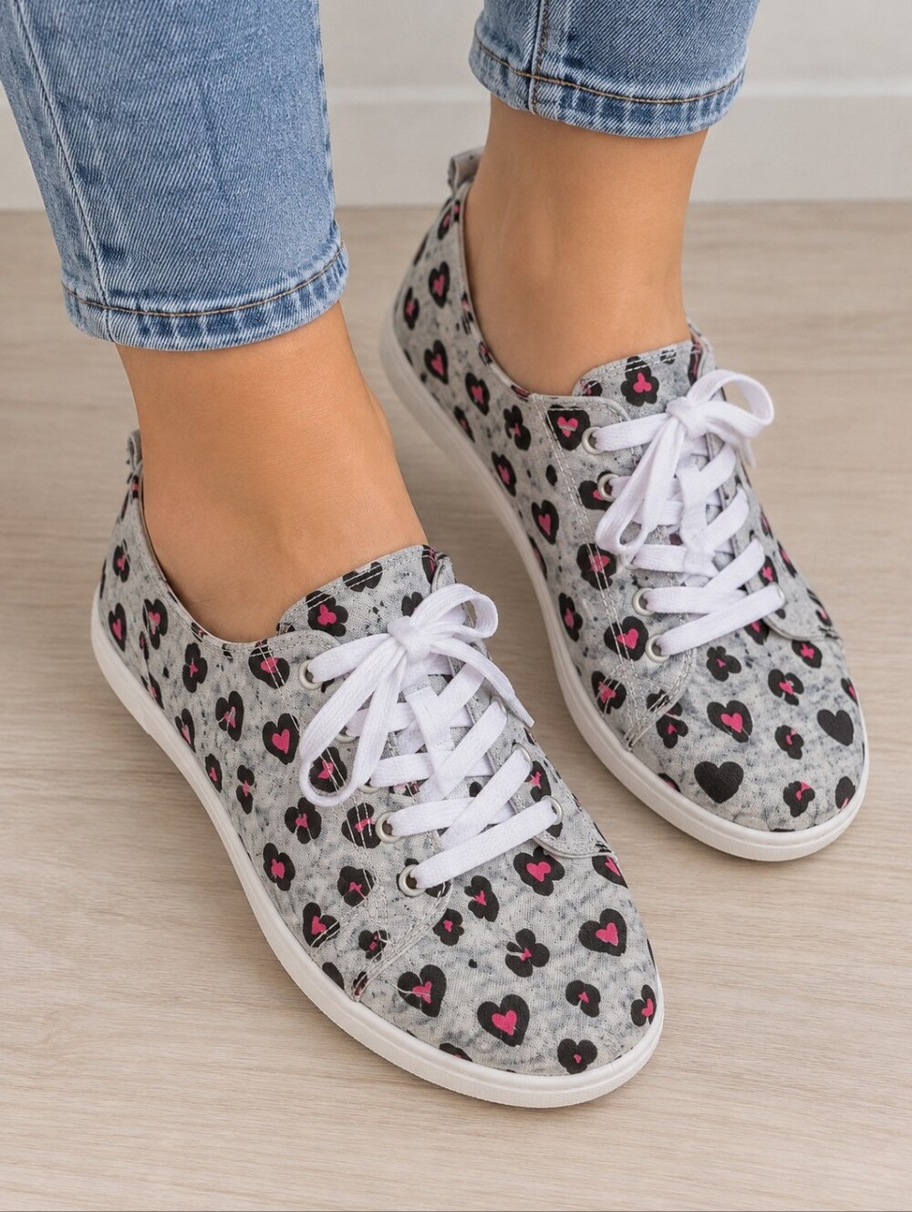 Women's Grey Heart Print Lace-Up Sneakers - Size US 6
